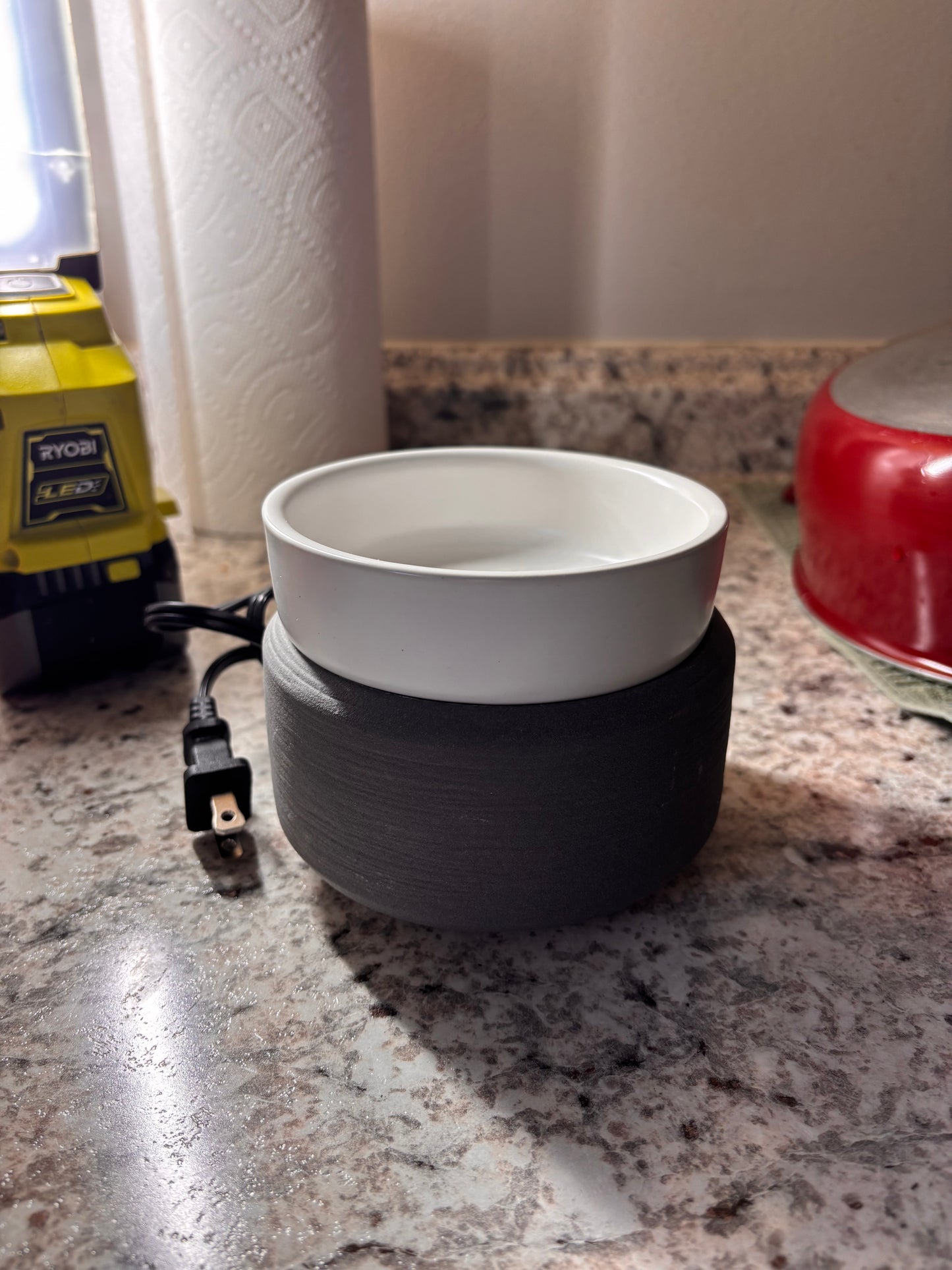 2-in-1 wax wax/ candle warmer